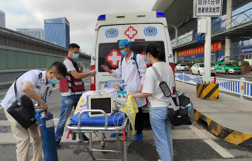 扶沟县救护车出租公司